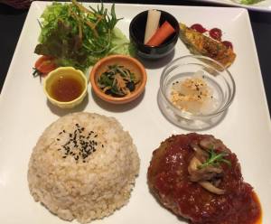 「COZY CAFE」にお邪魔しました