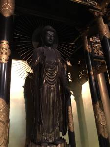 500年の歴史を誇るお寺で結婚披露パーティー