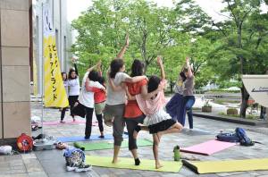 明日は六甲アイランドでのピクニックイベントでーーす!!