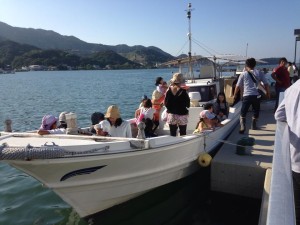 お魚いっぱい！「生産地ツアー 淡路島・由良港で漁業を親子でmekiki!」