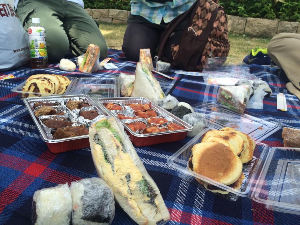 Give&gift：中之島公園へピクニックに行ってきました！