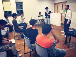 箕面こどもの森学園の「教育カフェ・マラソン」へ