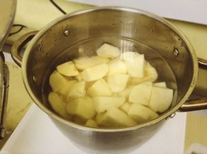 Give&gift（ギブアンドギフト）：「みんなで作って、みんな食べる」