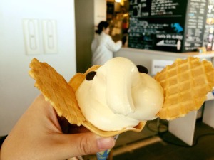 「SLOW MOVEMENT」の公演へ