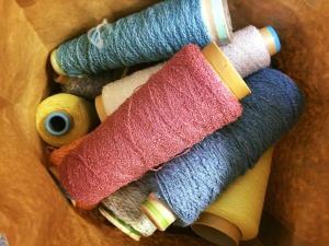 GIVE&GIFTの障がい者福祉施設に織り機が！