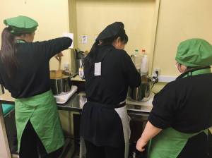 Give&gift(ギブアンドギフト):カフェでも大人気の「アップルパイ」