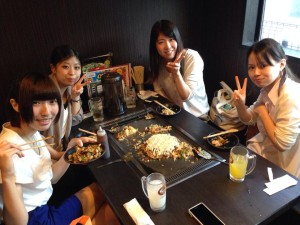 【インターンシップ】ヘルメスソースさんのPRチラシを作ります