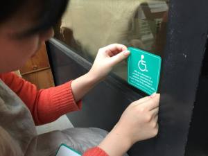  Give&gift：「飲食店×シール」の活動に参加します！