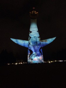 万博記念公園の素晴らしいビームペインティング